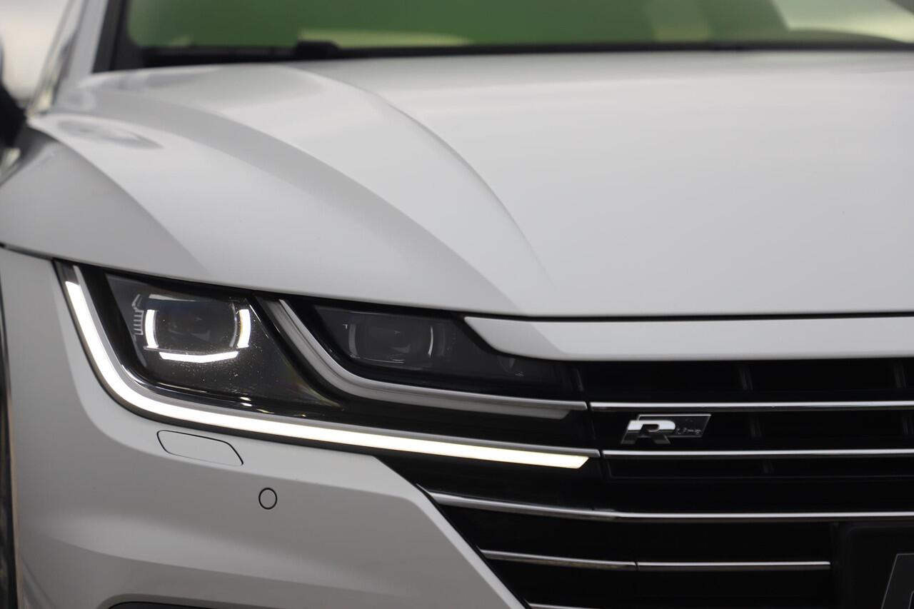 Volkswagen Arteon 1.5 TSI Business R 150PK DSG Automaat Virtual Panoramadak Keyless Navigatie Adaptive Cruise Lane Assist Full LED PDC Carplay Android Bluetooth Stoelverwarming