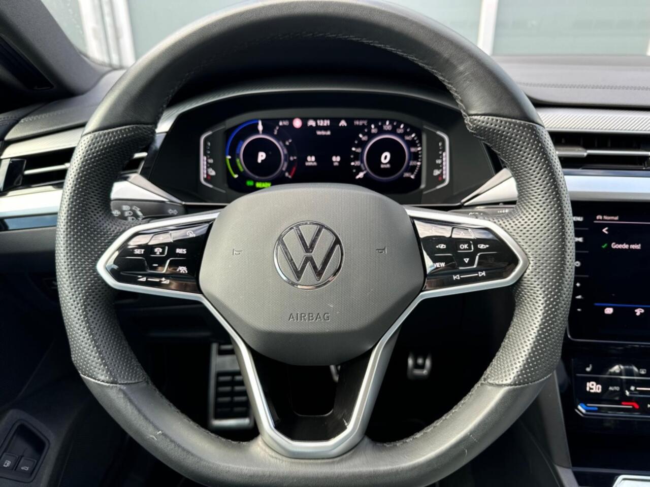 Volkswagen Arteon Shooting Brake 1.4 TSI eHybrid 218pk R-Line | Camera | DCC | ACC