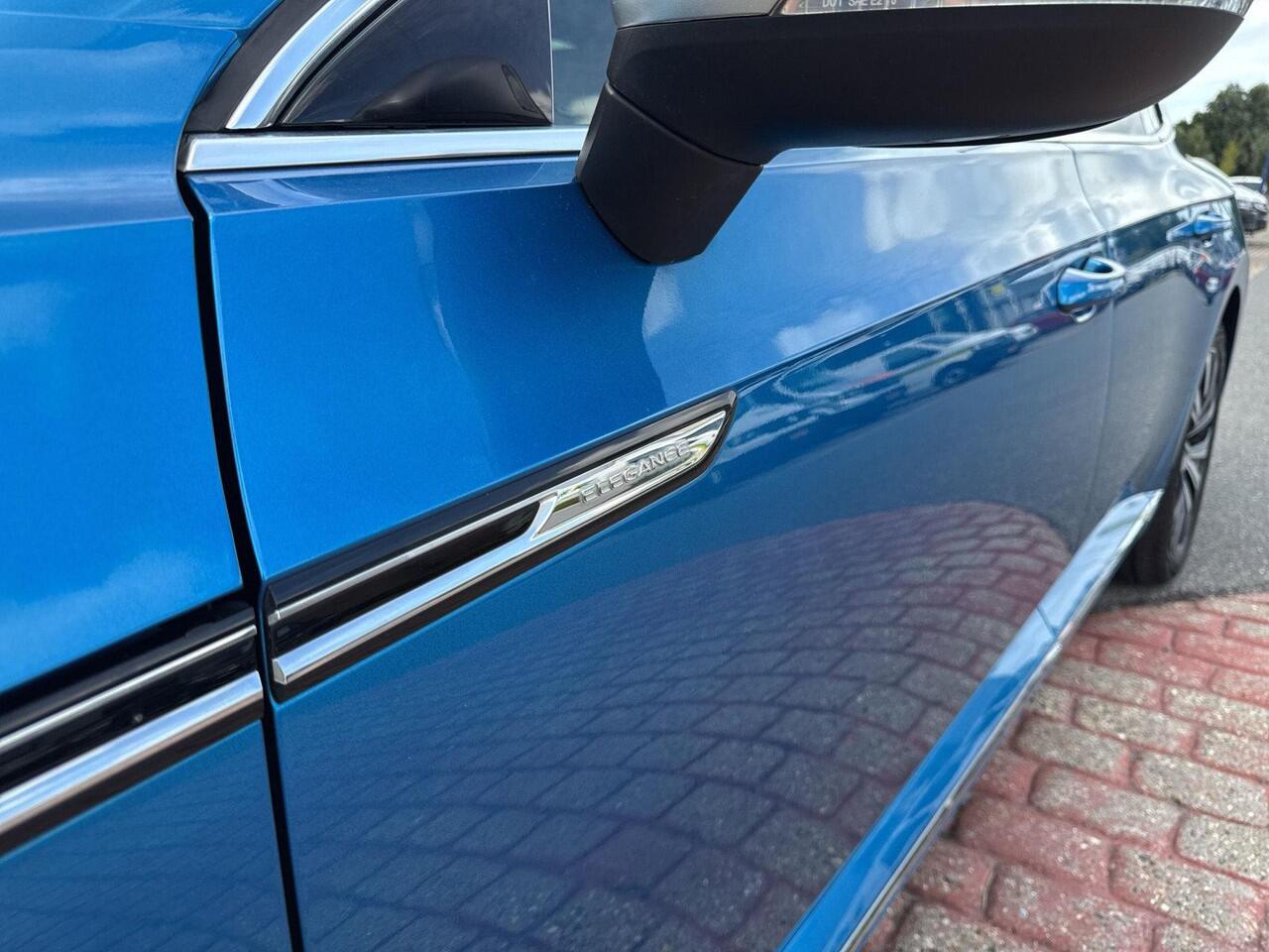 Volkswagen Arteon Shooting Brake 1.4 TSI eHybrid Elegance Business+ | 218 Pk | PHEV | Trekhaak | A. cam | Leder |