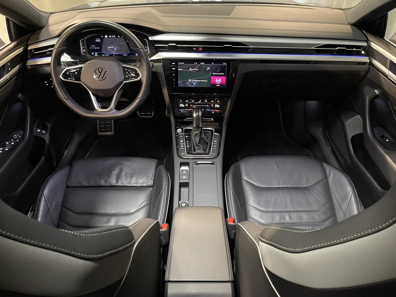 Volkswagen Arteon Shooting Brake 1.4 TSI eHybrid R-Line Business 19"/Panoramadak/Sportstoelen + leder + memory/Standkachel/Stoelverwarming/Elektrische klep/Dodehoek