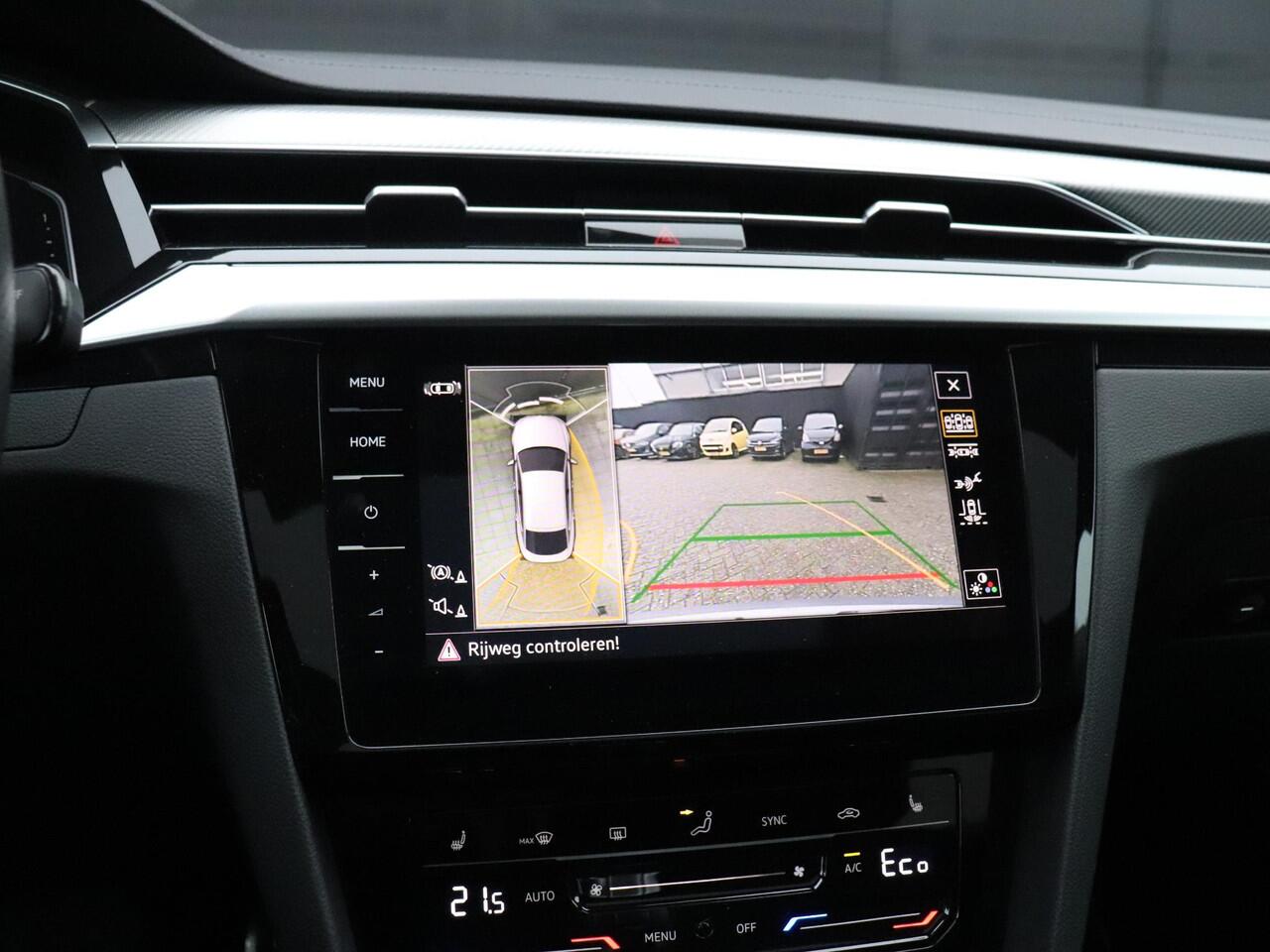 Volkswagen Arteon 1.4 TSI eHybrid R-Line Business+ | PANO-DAK | SOH 92,6% | TREKHAAK | CAMERA | HEAD-UP | STOEL/STUURVERW. | APPLE CARPLAY |