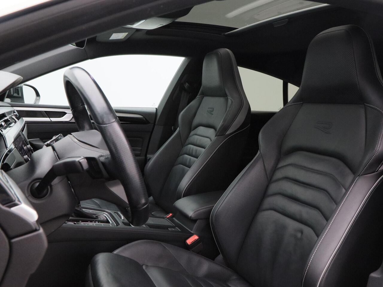 Volkswagen Arteon 2.0 TDi 200 Pk Automaat R-Line Business+ | Panoramadak | Volledig Leder | Elektrische Stoelen met Geheugen | Matrix LED | Adaptive Cruise | Camera | 20 Inch | 84.984 Km