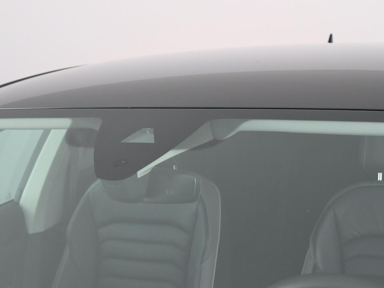 Volkswagen Arteon 1.4 TSI eHybrid Business+ (Elek. Trekhaak / Massage / ACC / Camera / Carplay)