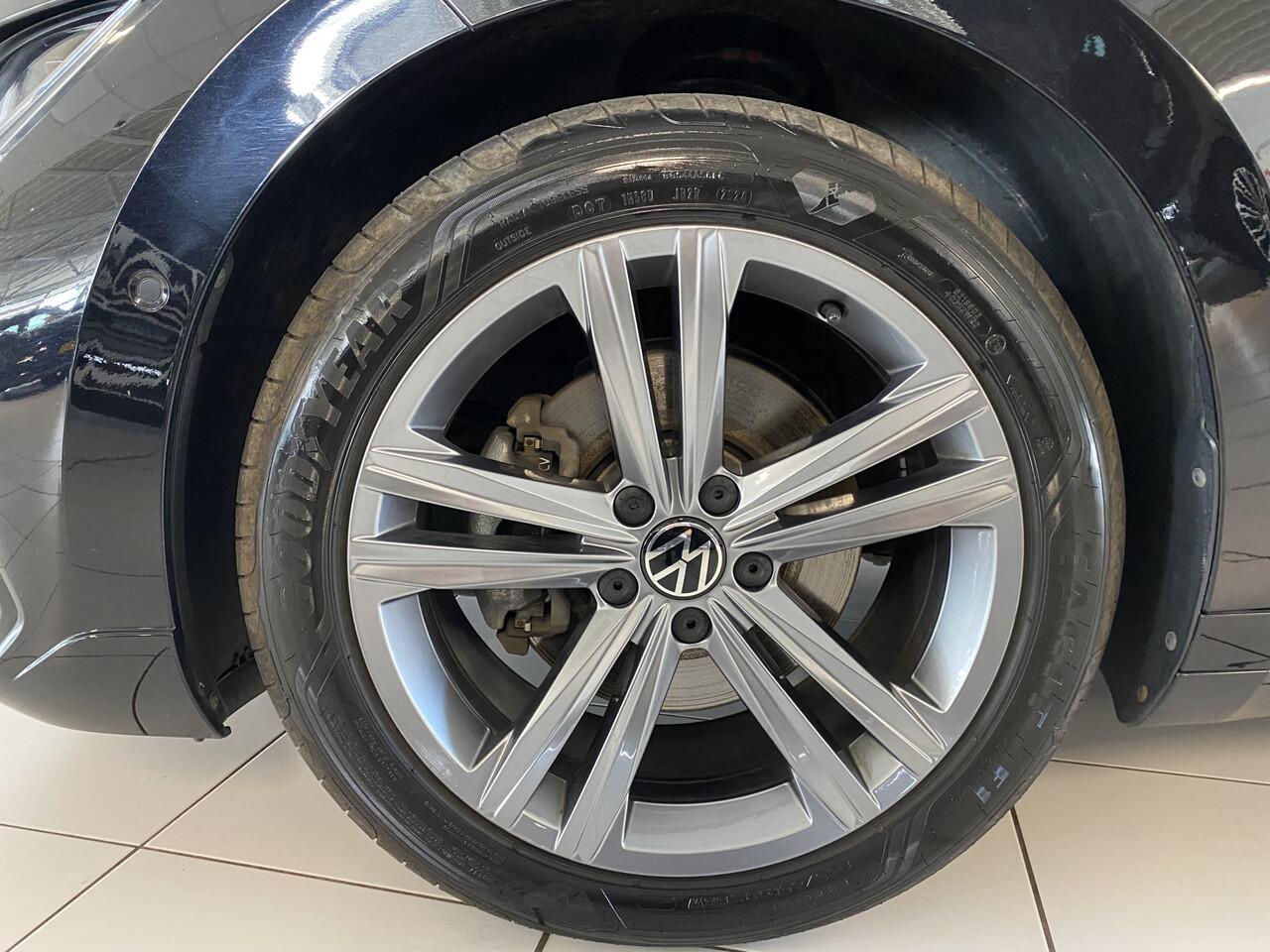 Volkswagen Arteon Shooting Brake 1.4 TSI eHybrid R-Line Business+ Panoramadak / Trekhaak /Camera / Apple carplay