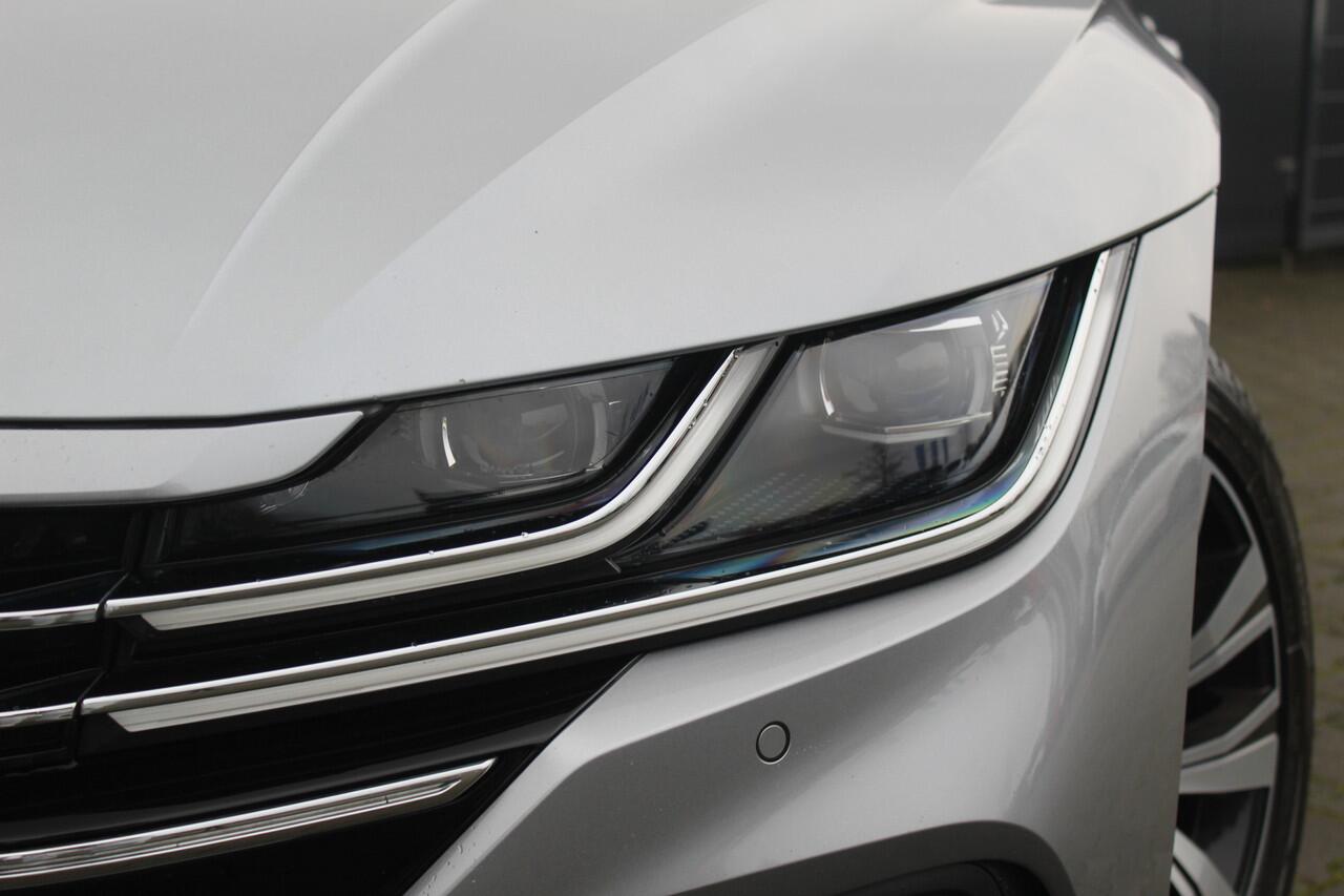 Volkswagen Arteon Shooting Brake 1.4 TSI 218PK eHybrid Elegance Business+ | Incl. 12 maanden garantie | Panoramadak | Adaptive cruise | Clima | Trekhaak wegklapbaar | LED | Stoelverwarming V+A | Camera | Elektr. kofferklep | Alcantara/leer stoelen | Keyless entry | Dealer 