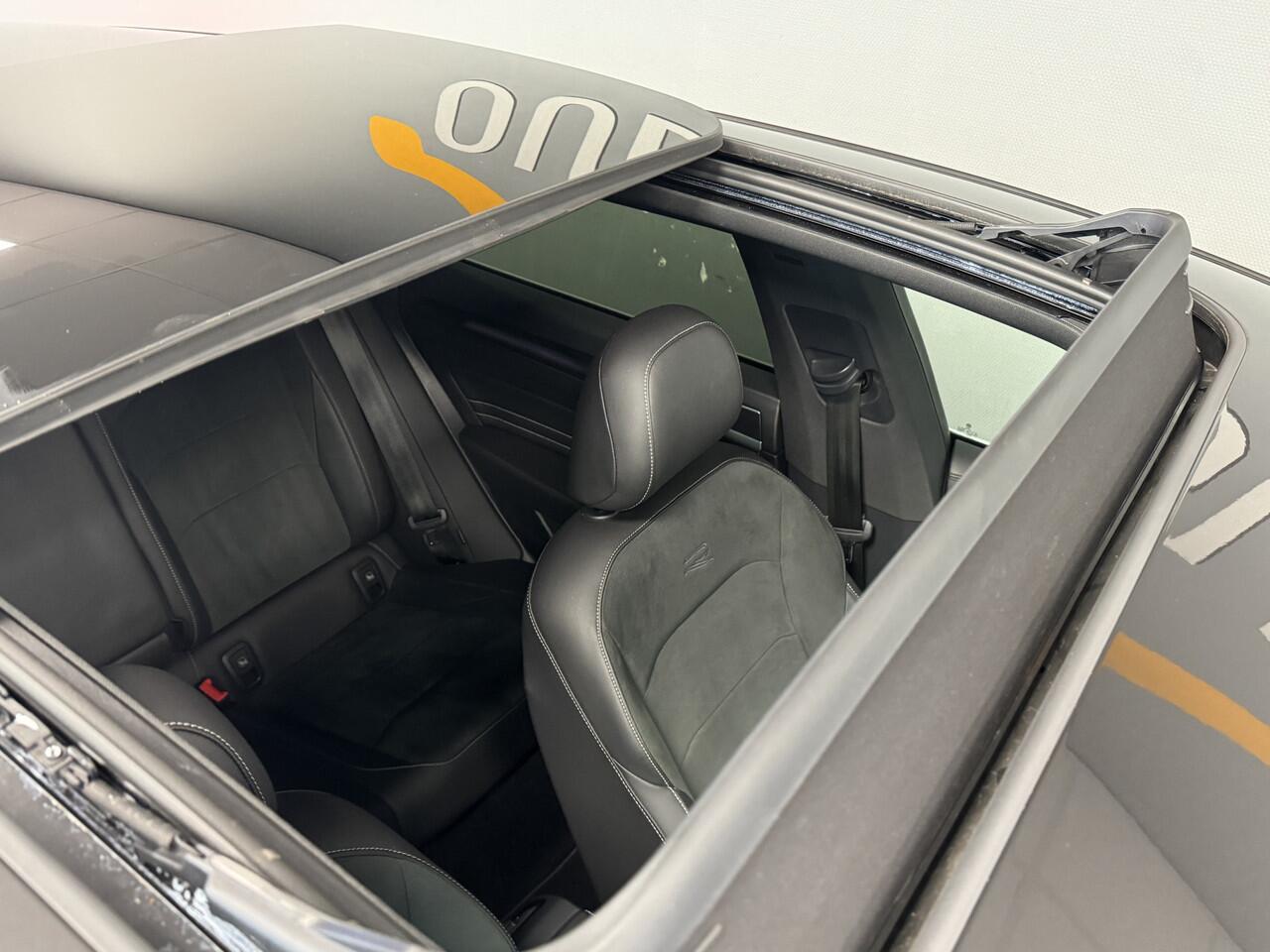 Volkswagen Arteon Shooting Brake 1.4 R-Line R-Line/Panoramadak/Trekhaak/360 Camera