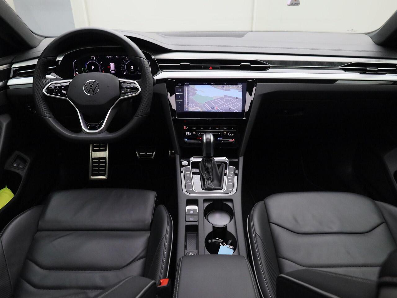 Volkswagen Arteon Shooting Brake 1.4 TSIeHybrid 160kW/218PK R-Line DSG · Panoramadak · Leder · Apple/Android Car Play · Camera · Garantie tot 01-11-2028 of 100.000km