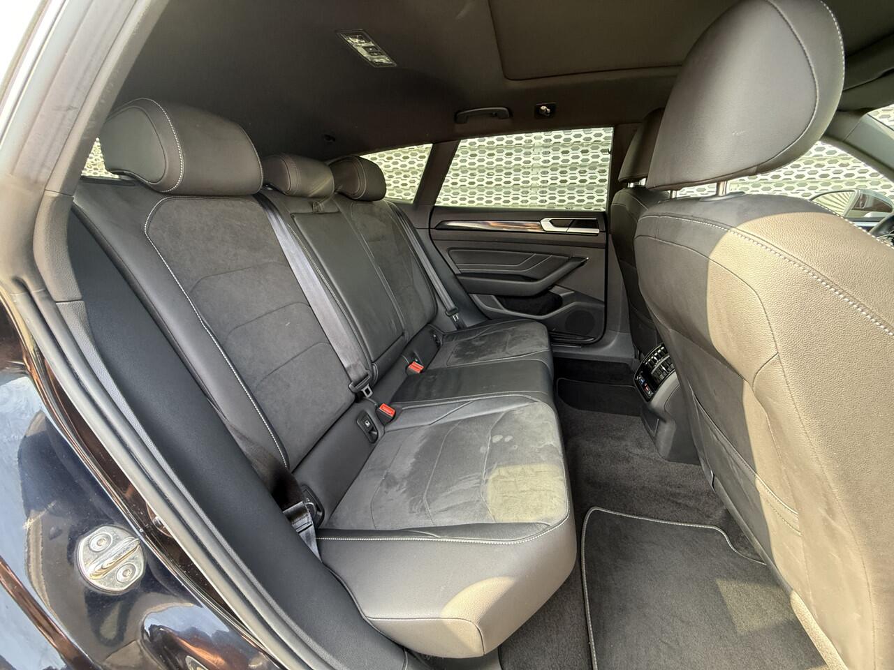 Volkswagen Arteon Shooting Brake 1.4 TSI eHybrid 218pk DSG R-Line Business / Panoramadak / R-Line Interieur & Exterieur / Virtual Cockpit / Camera / LED koplampen / Stoelverwarming Voor & Achter / 19" LMV