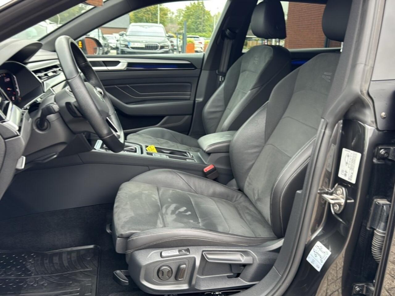 Volkswagen Arteon 1.4 TSI DSG R-LINE EHYBRID TREKHAAK/360-CAMERA/NAVI/ACC/E-KLEP/STOELVERW