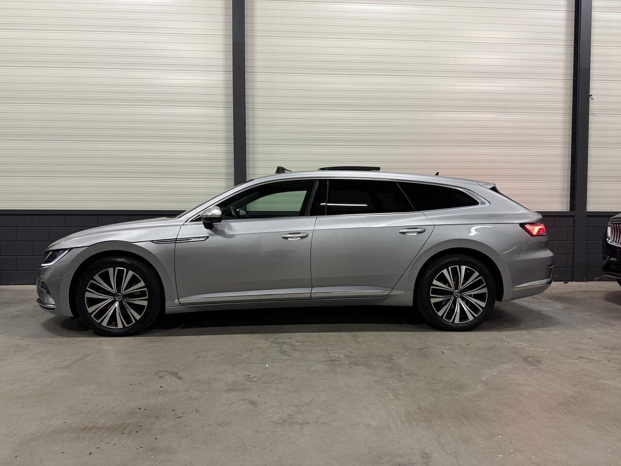 Volkswagen Arteon Shooting Brake 1.4 TSI eHybrid PANO/TREKHAAK/TWO-TONE LEER/TREKHAAK/360CAMERA/ACC/18"MUSCAT/CARPLAY/STANDKACHEL/SFEER/VIRTUAL/MATRIX/DONKERE HEMEL/NET OH BEURT GEHAD!!