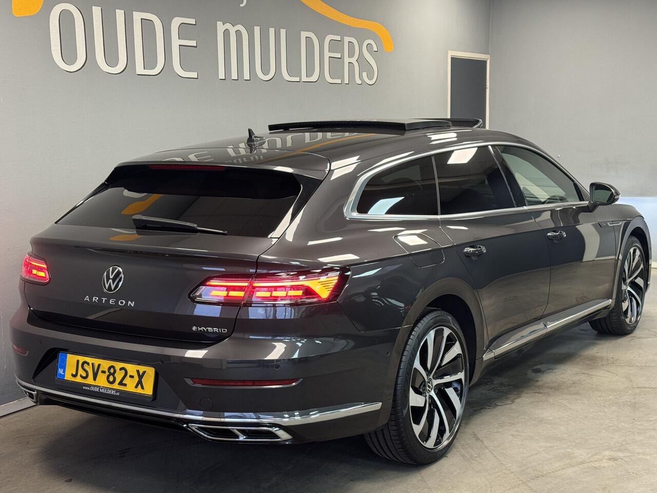 Volkswagen Arteon Shooting Brake 1.4 R-Line R-Line/Panoramadak/Trekhaak/360 Camera