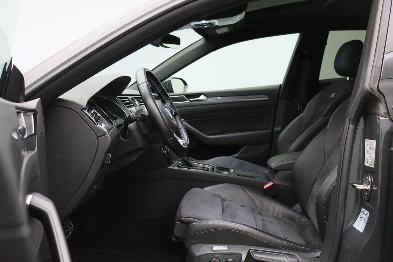 Volkswagen Arteon 2.0 TSI Business R Exclusive 2020 Panoramadak | Carplay | Cruise control | Stoelverwarming | Navigatie | Camera | Bluetooth | Stoelverwarming | Lichtmetaal | PDC | Massage stoel