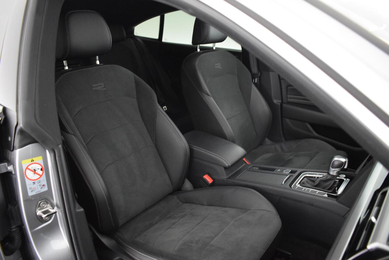 Volkswagen Arteon 1.4 TSI 218pk eHybrid R-Line Business+ Camera Keyless Panoramadak Stoelverwarming Virtual Cockpit Navigatie