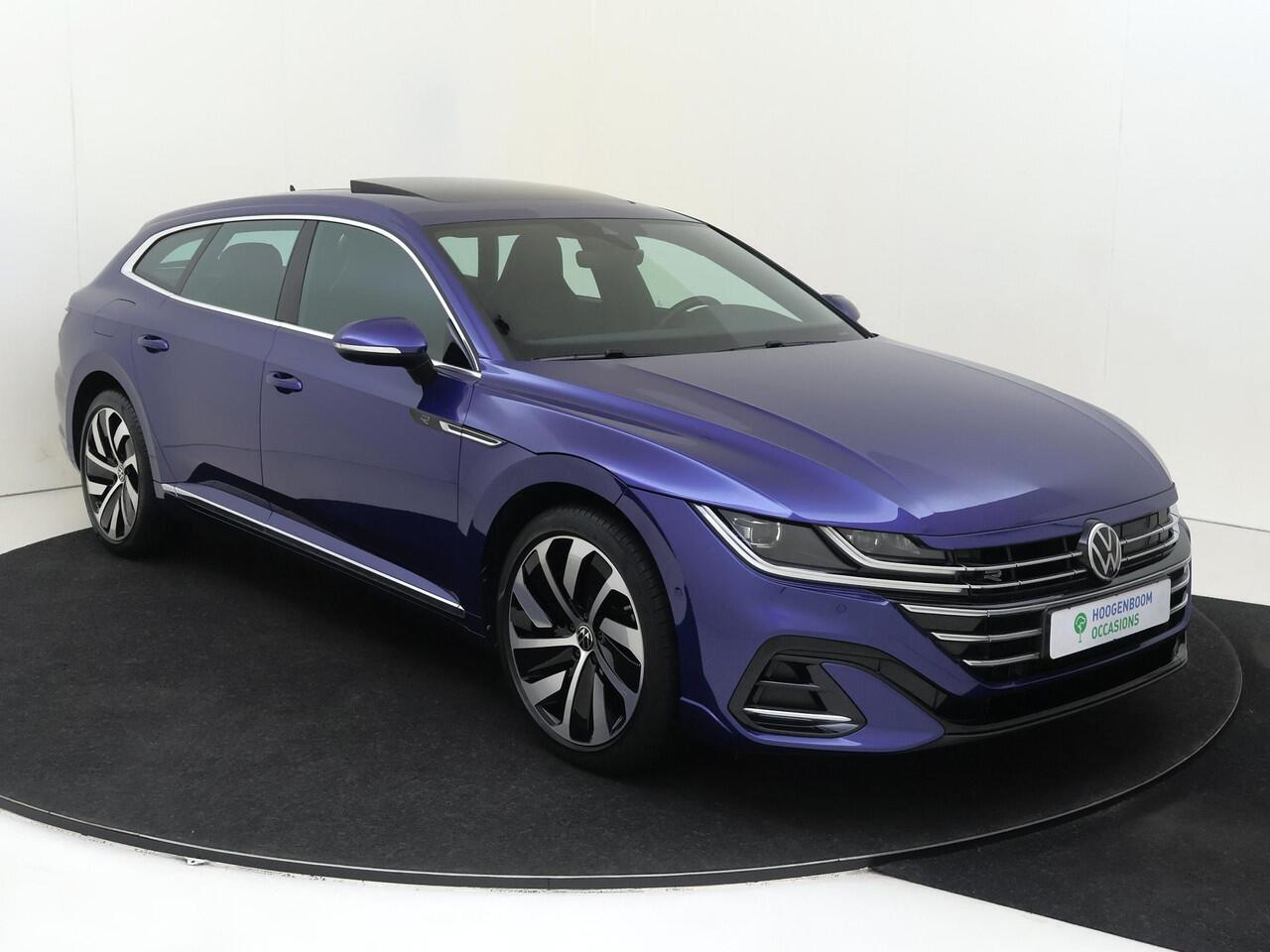 Volkswagen Arteon Shooting Brake 1.4 TSI eHybrid R-Line Business+ | Panoramadak | Trekhaak | Adaptieve demping systeem | 3-zone airco | 360 camera | Parkeerassistent | Stoel- en stuurwielverwarming |