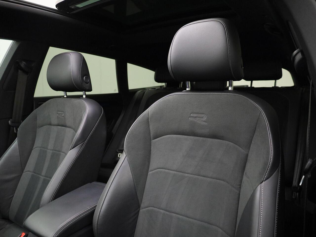 Volkswagen Arteon Shooting Brake 1.4 TSIeHybrid 160kW/218PK R-Line DSG · Panoramadak · Trekhaak · Camera · Apple/Android · Massagefunctie