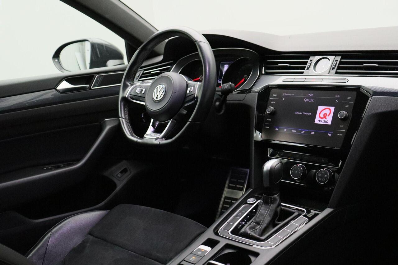 Volkswagen Arteon 2.0 TSI Business R Exclusive 2020 Panoramadak | Carplay | Cruise control | Stoelverwarming | Navigatie | Camera | Bluetooth | Stoelverwarming | Lichtmetaal | PDC | Massage stoel