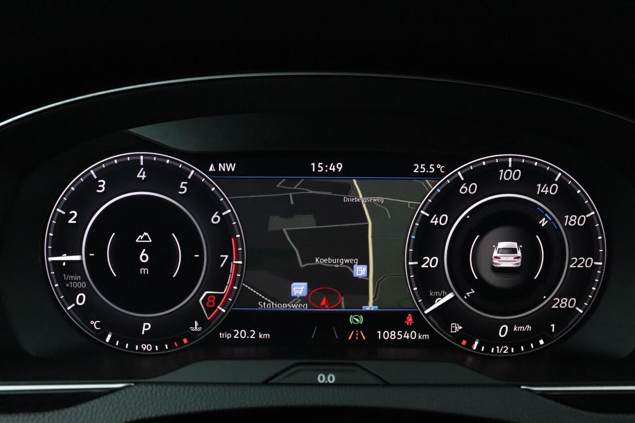 Volkswagen Arteon 1.5 TSI Business R | Panoramadak | R Line | Camera |