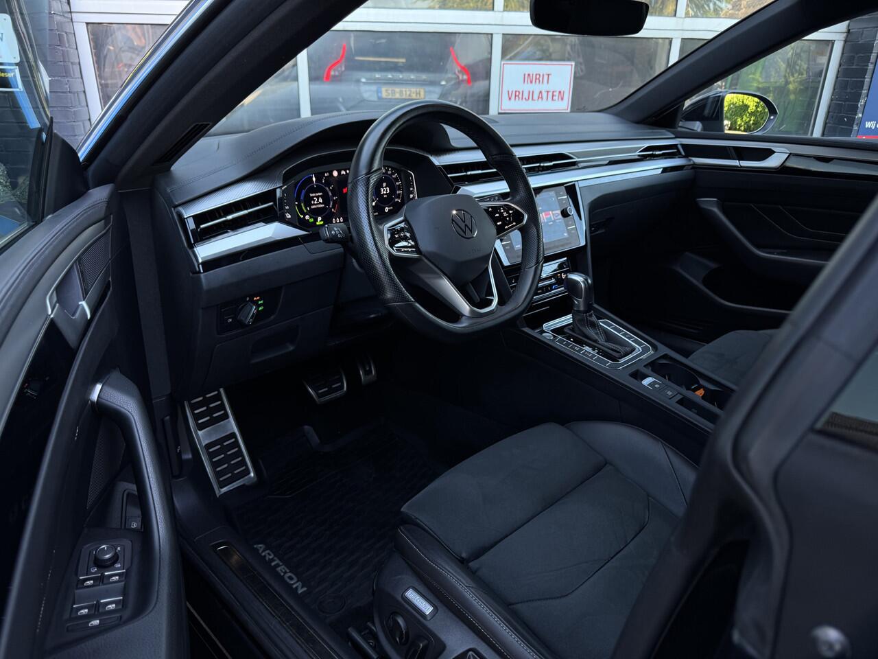 Volkswagen Arteon Shooting Brake 1.4 TSI eHybrid R-Line Business+ GRATIS Afleverpakket! | Trekhaak | IQ Light | Adaptive Cruise | 3x R-Line |