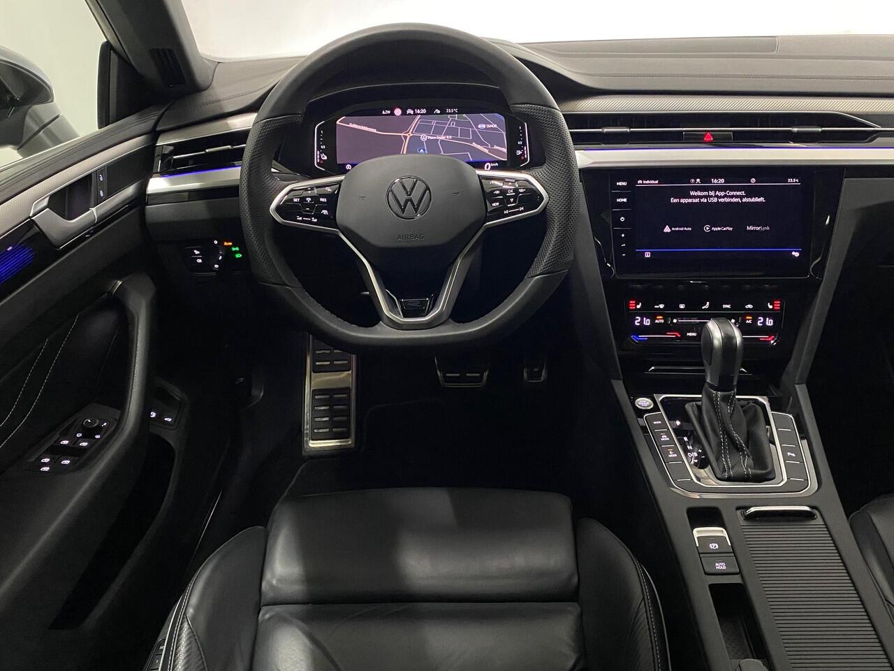 Volkswagen Arteon Shooting Brake 1.4 TSI eHybrid R-Line Camera Pano Trekhaak ACC Leer Memory 19inch IQlight Matrix Led