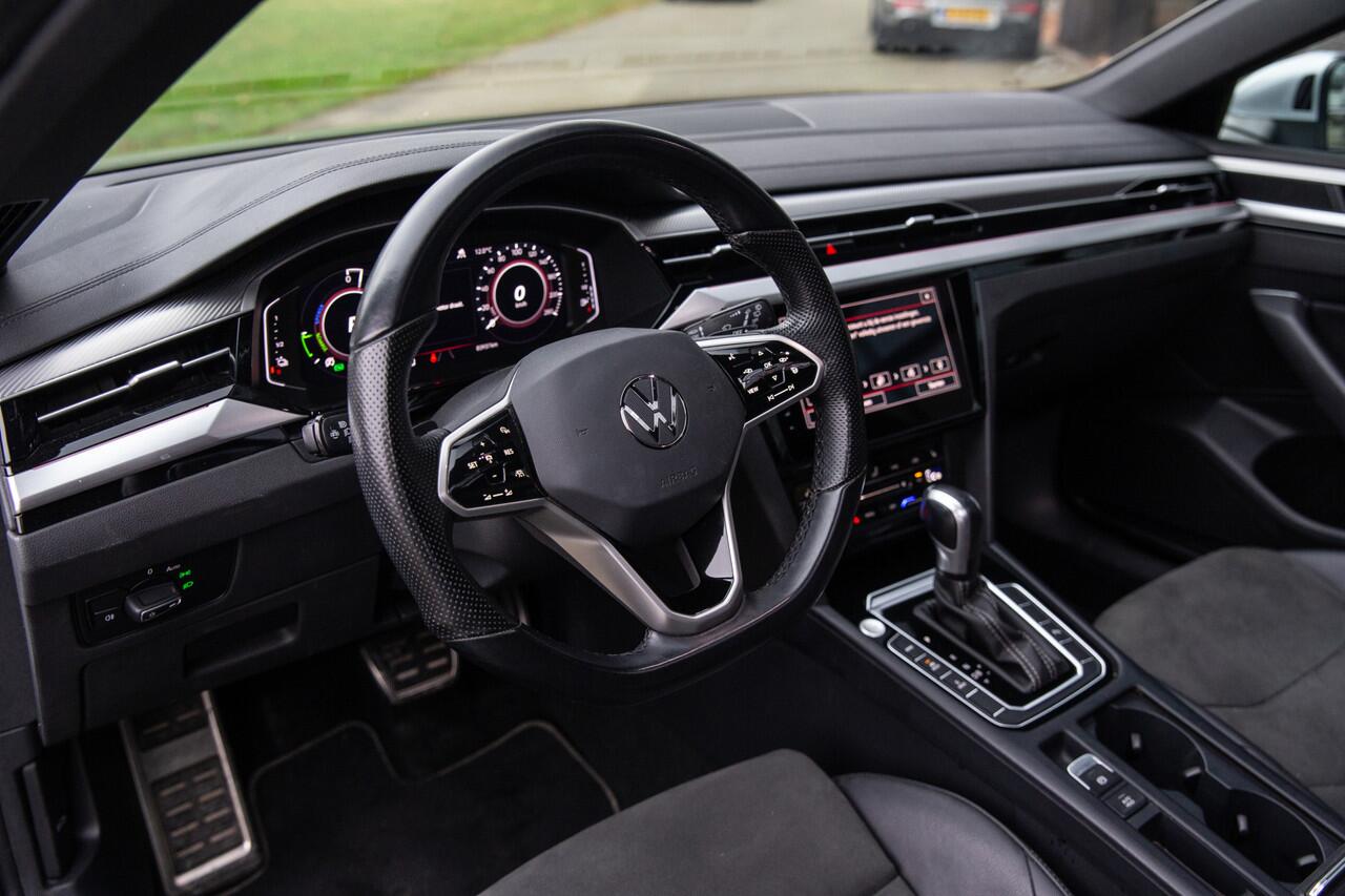 Volkswagen Arteon Shooting Brake 1.4 TSI eHybrid R-Line Business+ , Panoramadak, Trekhaak, Adap. cruise,