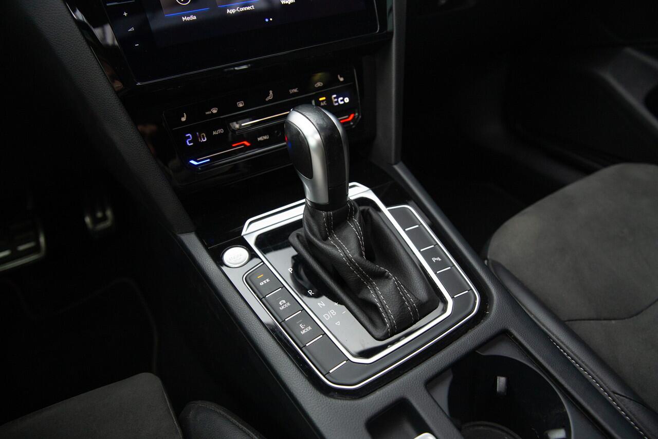 Volkswagen Arteon Shooting Brake 1.4 TSI eHybrid R-Line Business+ , Panoramadak, Trekhaak, Adap. cruise,