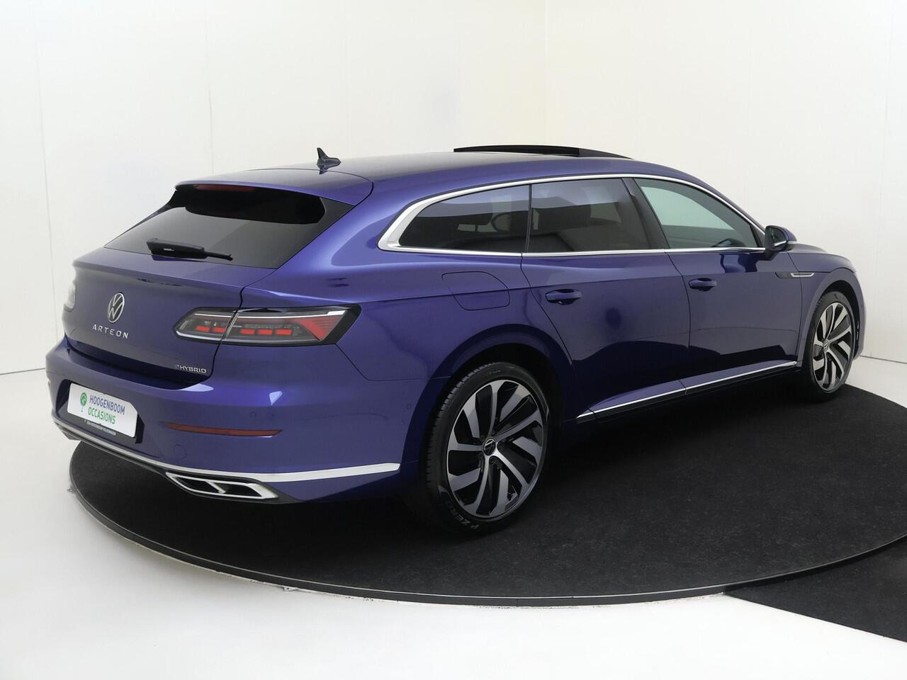 Volkswagen Arteon Shooting Brake 1.4 TSI eHybrid R-Line Business | SoH 100% | Panoramadak | 360 camera | Adaptieve demping systeem | 3-zone airco | Parkeerassistent | Dodehoek detectie | Keyless |
