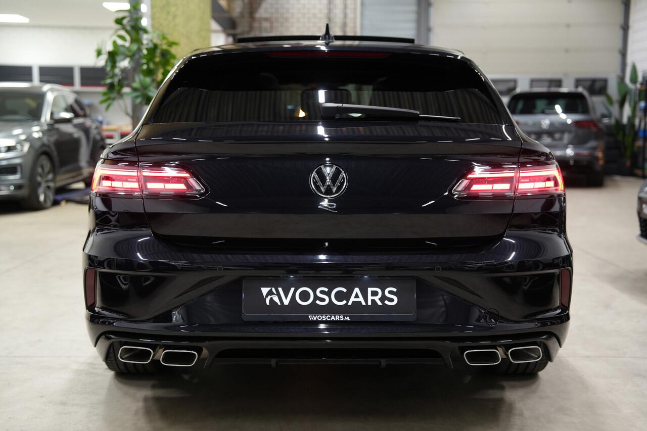 Volkswagen Arteon Shooting Brake 2.0 TSI R 320PK * Pano - Kuipstoelen - Trekhaak - H/K - 20" - HUD *