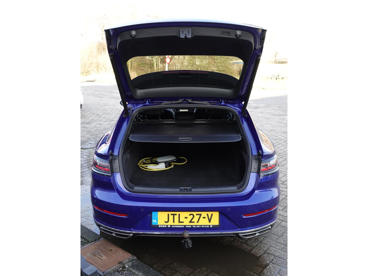 Volkswagen Arteon Shooting Brake 1.4 TSI eHybrid R-Line PANO | HUD | TREKH. | ACC | DODE-HOEK