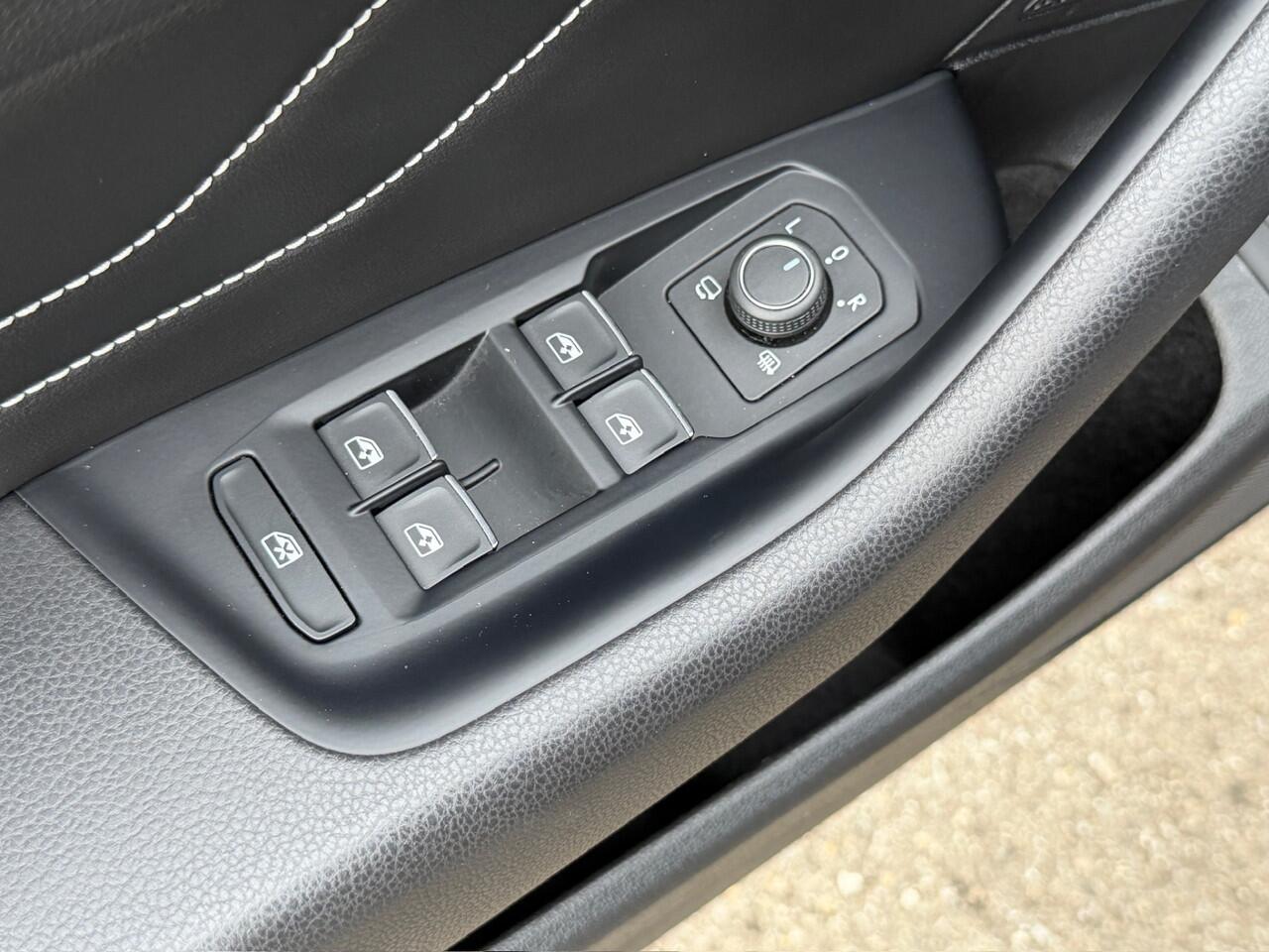 Volkswagen Arteon Shooting Brake 2.0 TSI 190pk DSG Elegance | Camera | Trekhaak | Dode hoek | Adapt. Cruise | Rijklaar incl. garantie