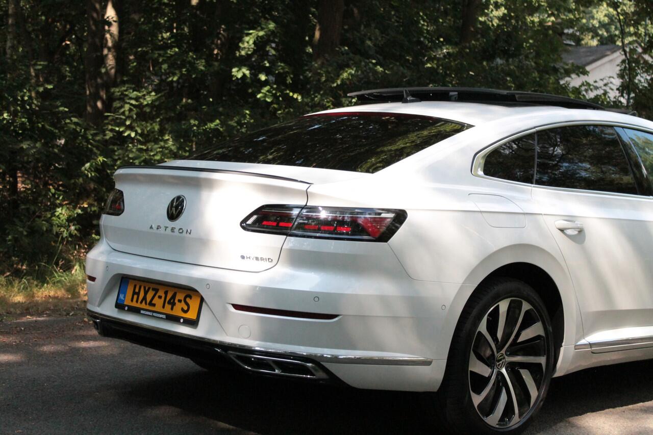 Volkswagen Arteon 1.4 TSI eHybrid R-Line Business+ | Pano | ACC | Trekhaak