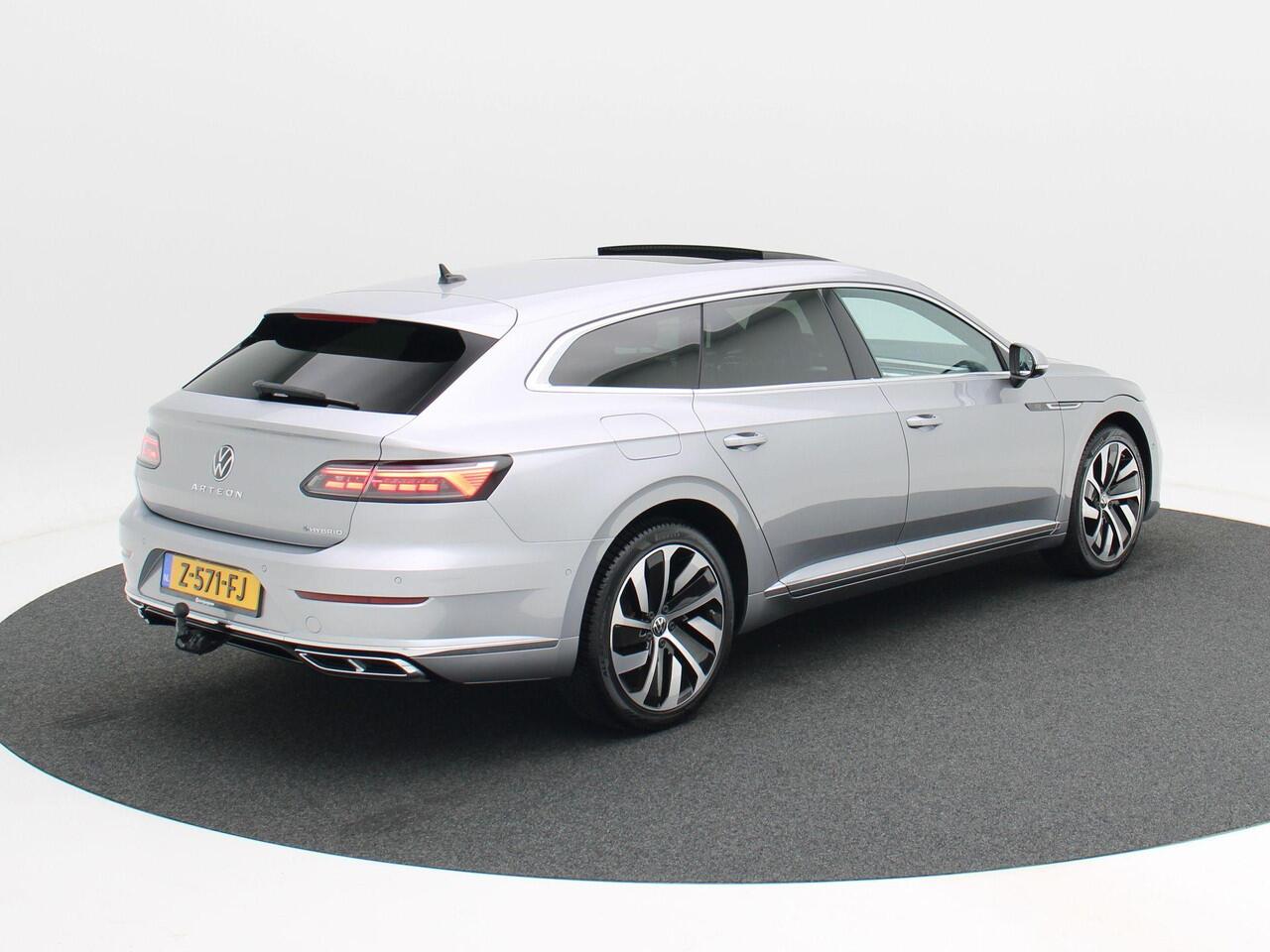 Volkswagen Arteon Shooting Brake 1.4 TSi 218 Pk Automaat eHybrid R-Line Business | Full LED | Panoramadak | Trekhaak | Adaptive Cruise | Virtual Dashboard | 19 Inch | 39.068 Km!!