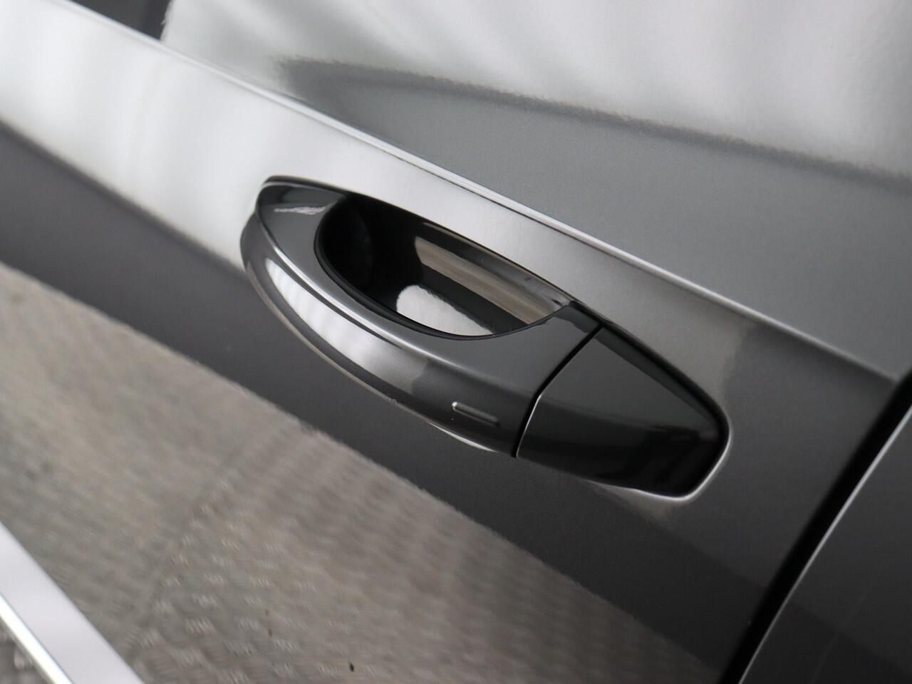 Volkswagen Arteon 1.4 TSI eHybrid Business+ (Elek. Trekhaak / Massage / ACC / Camera / Carplay)