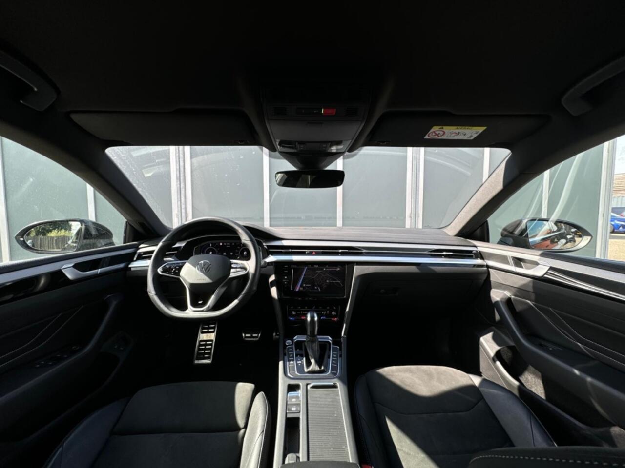 Volkswagen Arteon Shooting Brake 1.4 TSI eHybrid 218pk R-Line | Camera | DCC | ACC