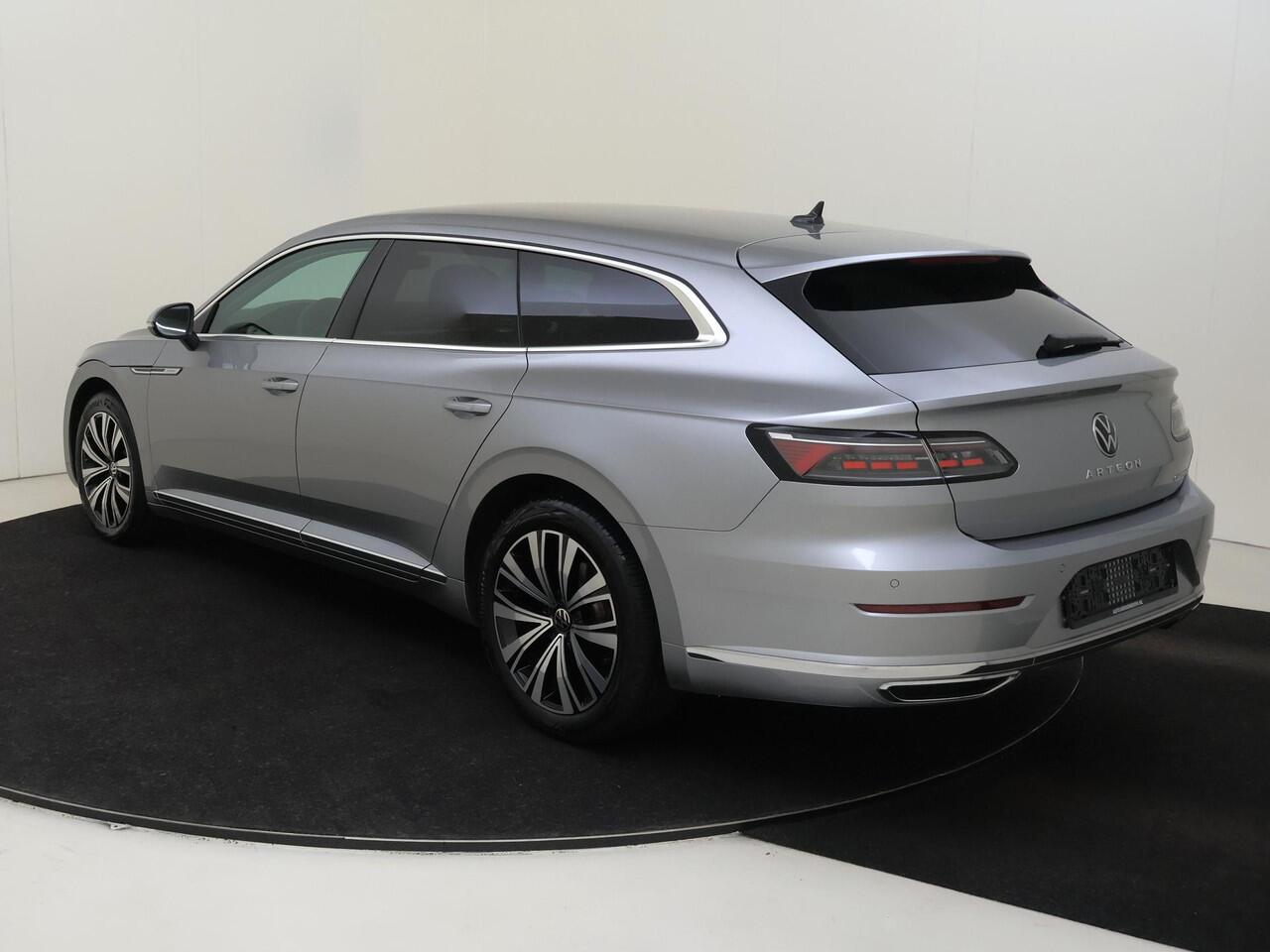 Volkswagen Arteon Shooting Brake 1.4 TSI eHybrid Elegance Business+ | Adaptieve demping | Keyless | Navigatie | Lederen bekleding | Achteruitrijcamera | CarPlay |
