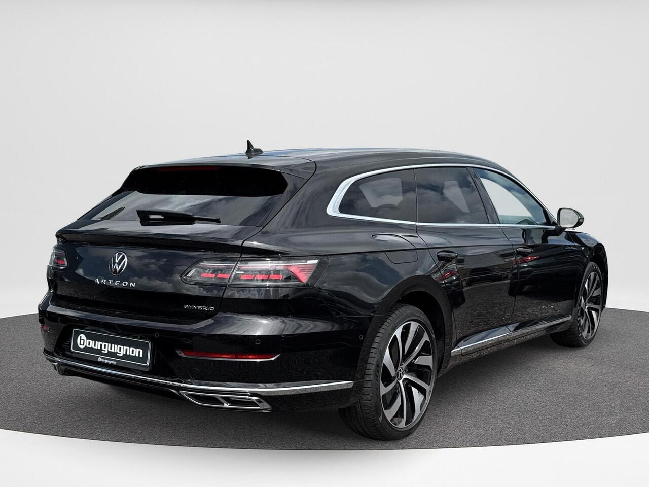 Volkswagen Arteon Shooting Brake 1.4 TSI eHybrid R-Line Business+ | PHEV | 218 Pk | Leder | Area View | Trekhaak | SOH 97% |