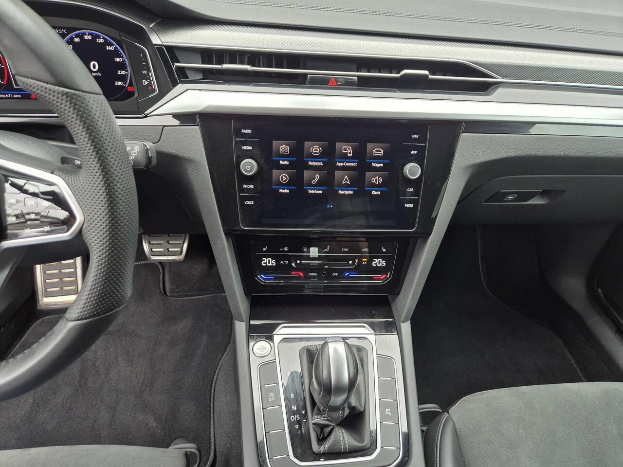 Volkswagen Arteon Shooting Brake 2.0 TSI R-Line Business+ | HARMAN & KARDON | 1e EIGENAAR | DEALER ONDERH | 3 WEG ECC |