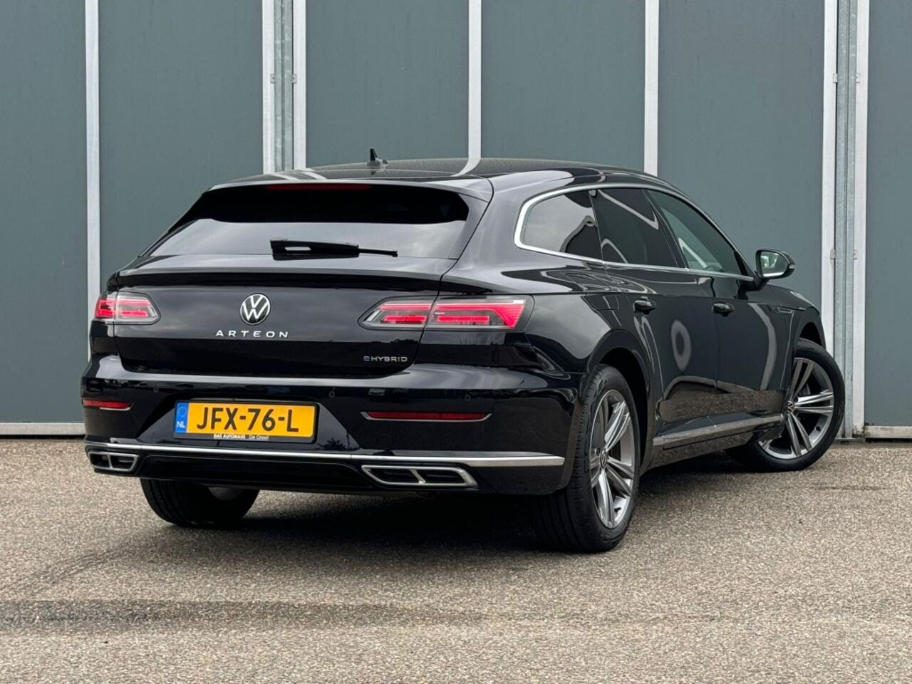 Volkswagen Arteon Shooting Brake 1.4 TSI eHybrid 218pk R-Line | Camera | DCC | ACC