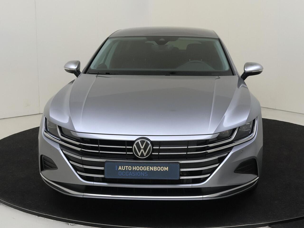 Volkswagen Arteon Shooting Brake 1.4 TSI eHybrid Elegance Business+ | Adaptieve demping | Keyless | Navigatie | Lederen bekleding | Achteruitrijcamera | CarPlay |