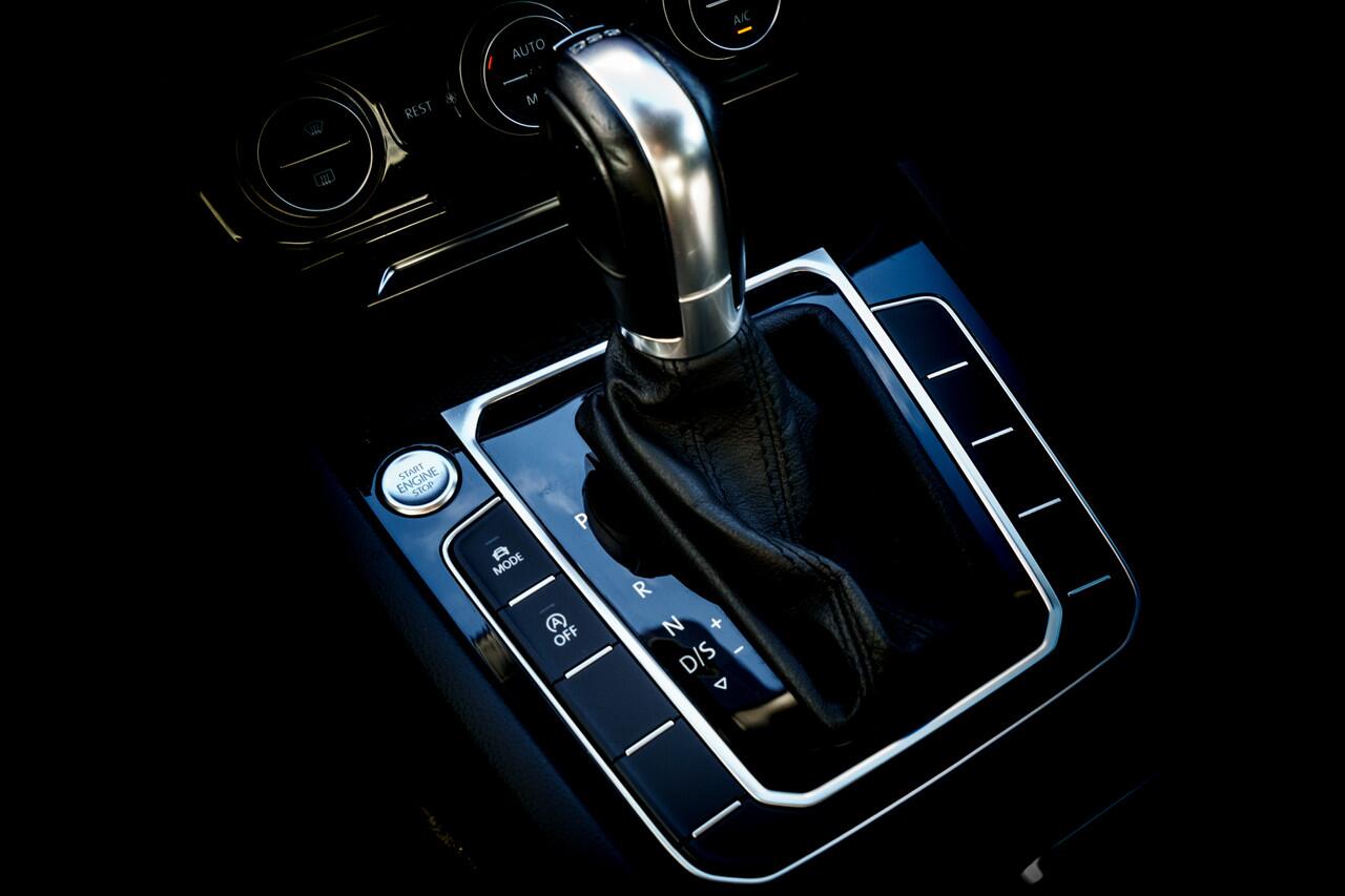 Volkswagen Arteon 1.5 TSi Elegance Automaat | Virtual Cockpit | Ergocomfort | LED | PDC | Stoelverwarming | Carplay | 20 inch LMV