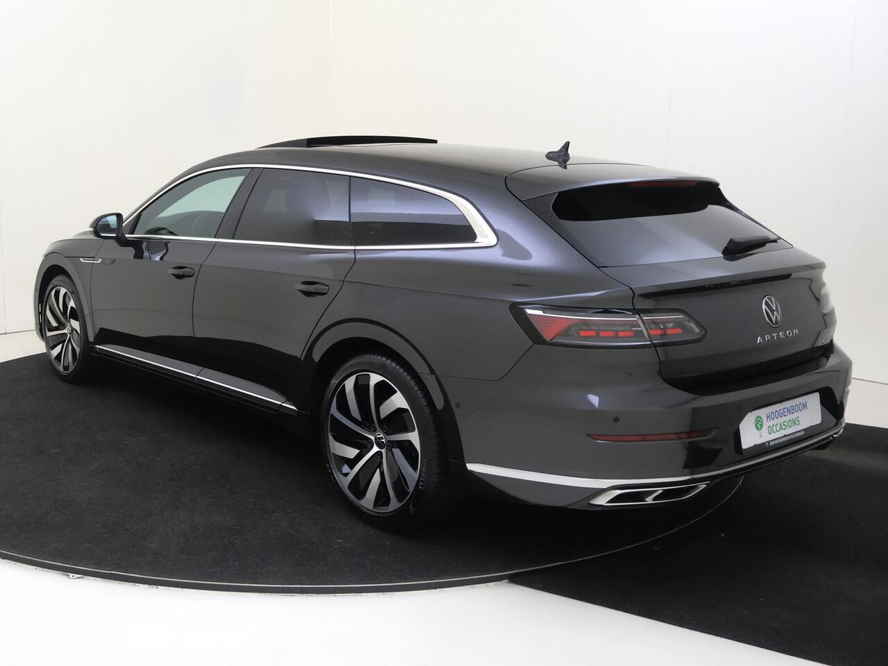 Volkswagen Arteon Shooting Brake 1.4 TSI eHybrid R-Line Business+ | Panoramadak | Parkeerassistent | Stoelverwarming voor en achter | Keyless | Adaptieve demping | Navigatie | Dodehoek detectie |