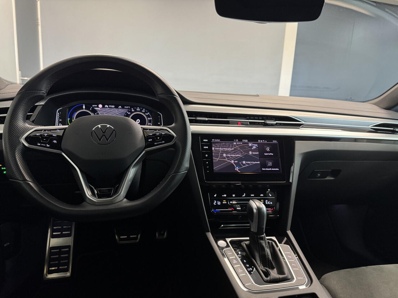 Volkswagen Arteon Shooting Brake 1.4 R-Line R-Line/Leder/Panoramadak/Trekhaak