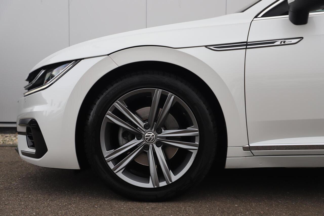 Volkswagen Arteon 1.5 TSI Business R 150PK DSG Automaat Virtual Panoramadak Keyless Navigatie Adaptive Cruise Lane Assist Full LED PDC Carplay Android Bluetooth Stoelverwarming