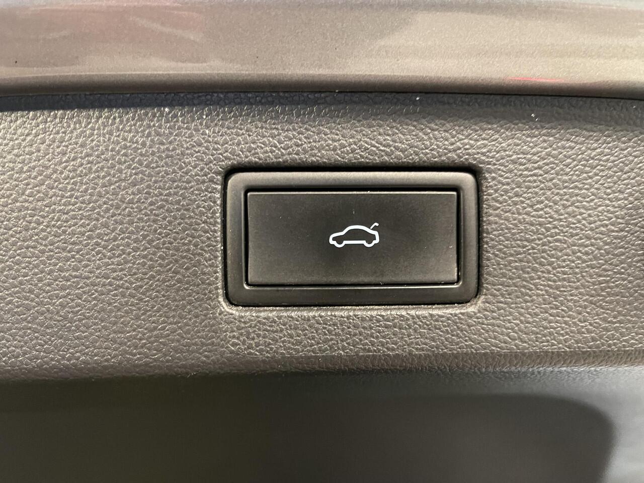 Volkswagen Arteon Shooting Brake 1.4 TSI eHybrid R-Line Business+ 18"/Trekhaak/Standkachel/Stoelverwarming v+a/LED+/Camera/PDC v+a/Dynamic Chassis/Apple Carplay & Android Auto