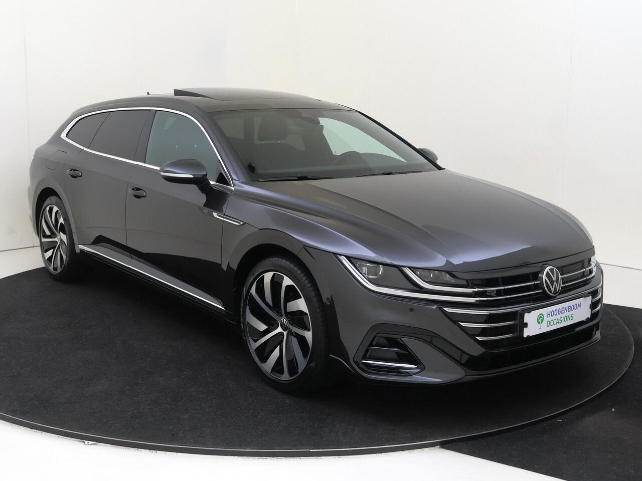 Volkswagen Arteon Shooting Brake 1.4 TSI eHybrid R-Line Business+ | Panoramadak | Parkeerassistent | Stoelverwarming voor en achter | Keyless | Adaptieve demping | Navigatie | Dodehoek detectie |