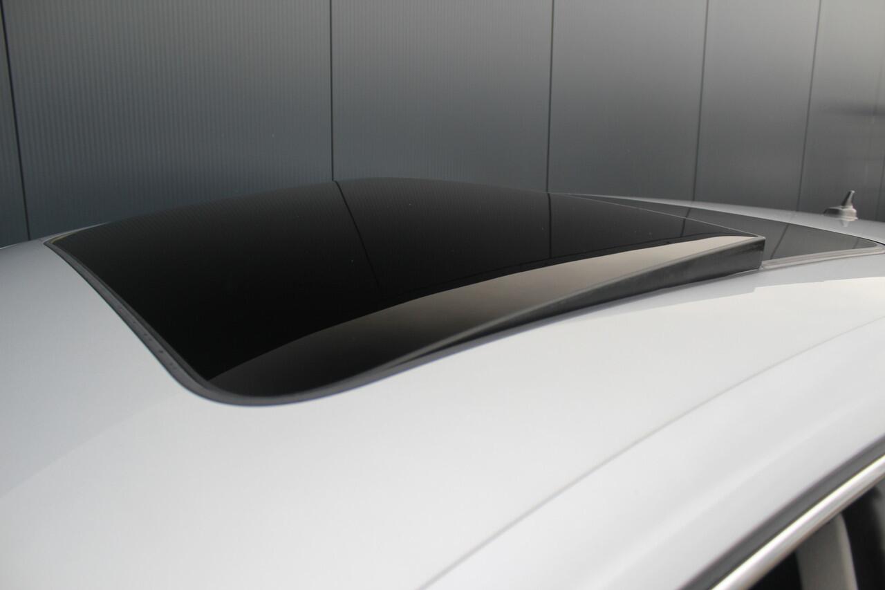 Volkswagen Arteon Shooting Brake 1.4 TSI 218PK eHybrid Elegance Business+ | Incl. 12 maanden garantie | Panoramadak | Adaptive cruise | Clima | Trekhaak wegklapbaar | LED | Stoelverwarming V+A | Camera | Elektr. kofferklep | Alcantara/leer stoelen | Keyless entry | Dealer 