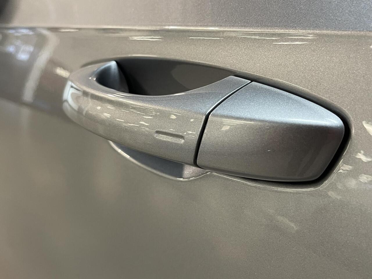 Volkswagen Arteon Shooting Brake 1.4 TSI eHybrid R-Line Business+ 18"/Trekhaak/Standkachel/Stoelverwarming v+a/LED+/Camera/PDC v+a/Dynamic Chassis/Apple Carplay & Android Auto