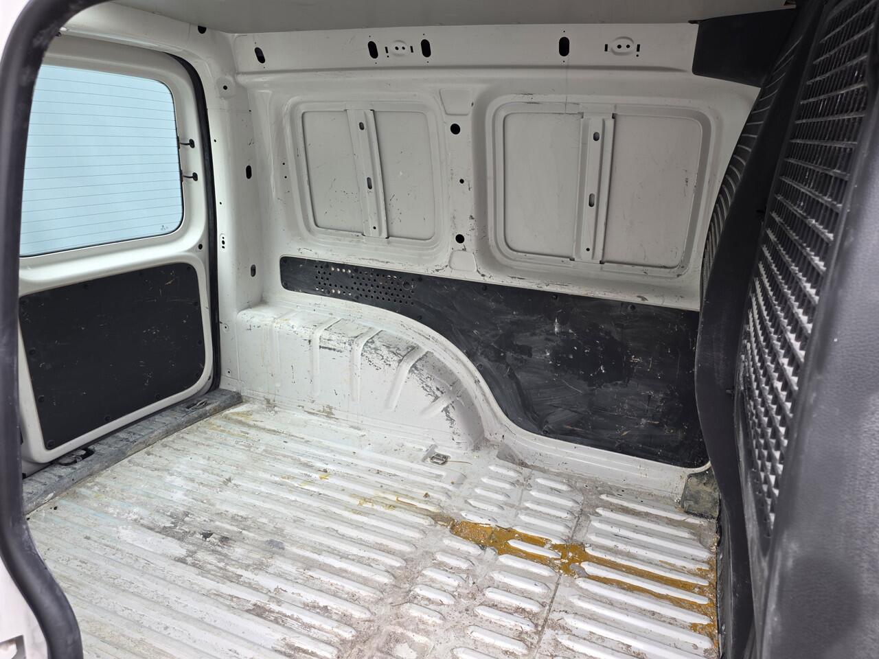 Volkswagen CADDY 2.0 TDI L1H1 BMT AIRCO TEL