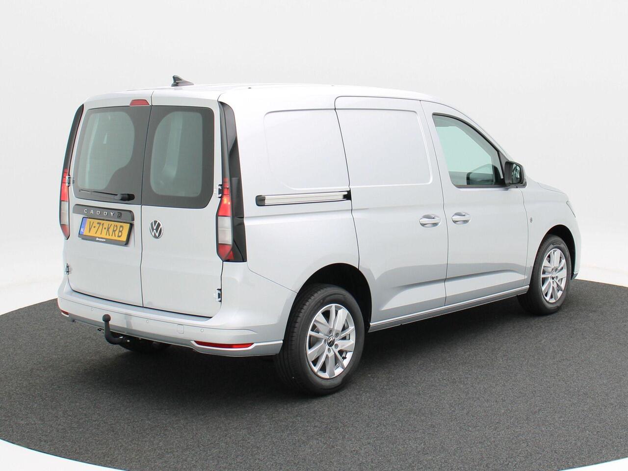Volkswagen CADDY Cargo Style 2.0 TDI 102 pk | Achteruitrijcamera | Keyless Start | Trekhaak | Luxe tussenwand | BPM Vrij!