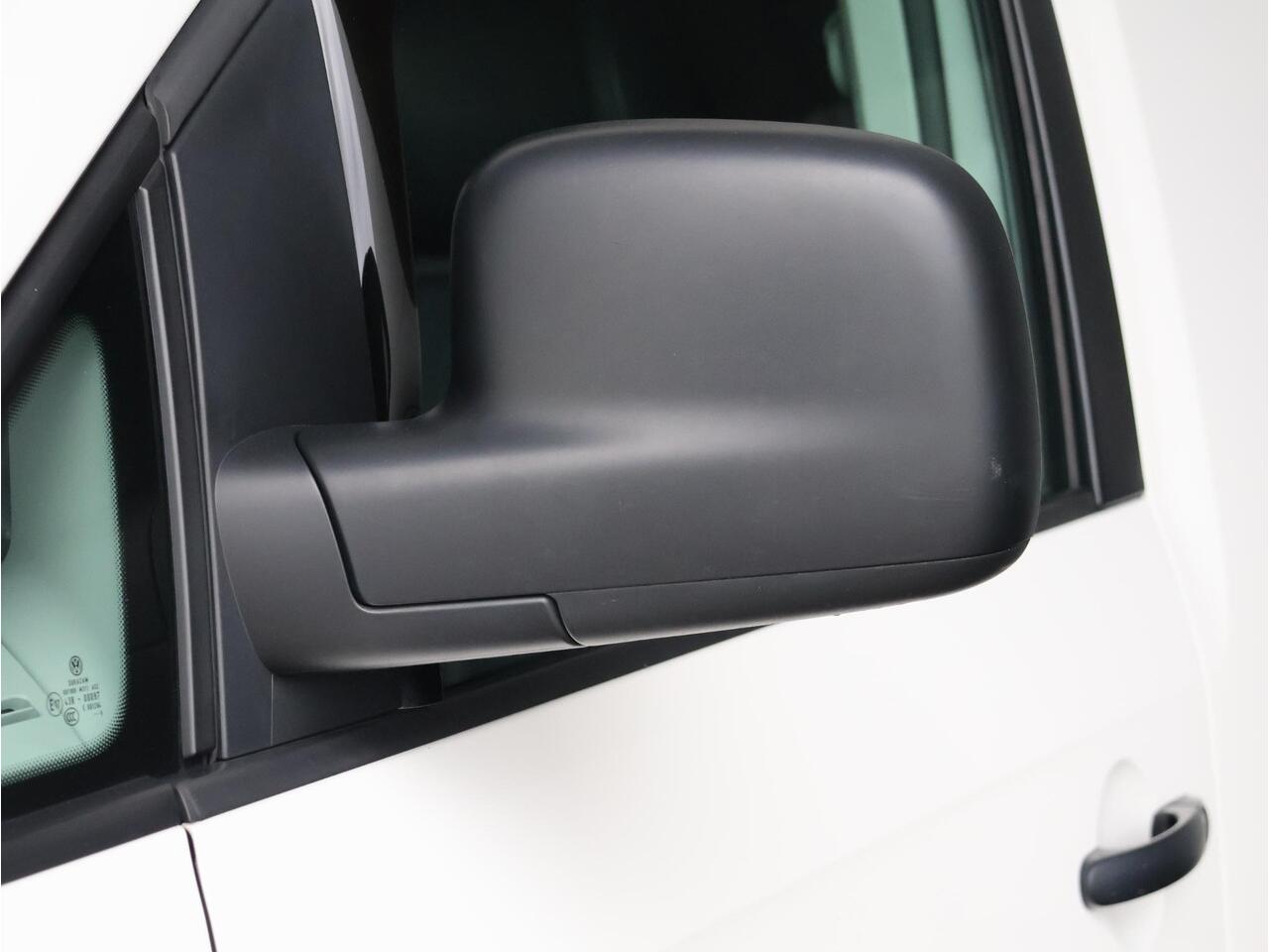 Volkswagen CADDY 2.0 TDI L1H1 BMT Comfortline | S-line stoelen | Camera | Cruise control |