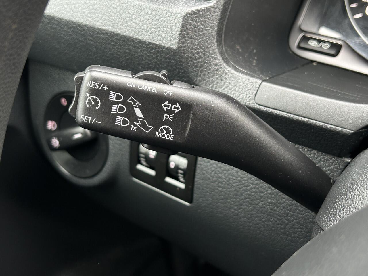 Volkswagen CADDY 2.0 TDI 123 PK / L1H1 / 4x4 / 4Motion / 1e EIG. / ACHTERKLEP / TREKHAAK / INRICHTING / AIRCO / CRUISE / NAVI / APPLE CARPLAY